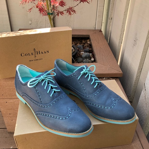 Women’s Cole Haan Shoes - Picture 6 of 9